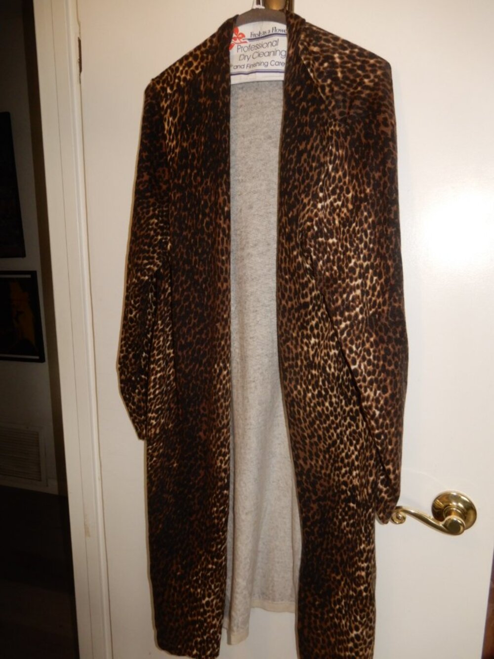 Chico’s Leopard Animal Print LONG Cardigan Sweater Coat Duster size 3